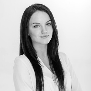 Photograph of 3D visualization projects manager Katerina Suprun in United Arab Emirates and Dubai