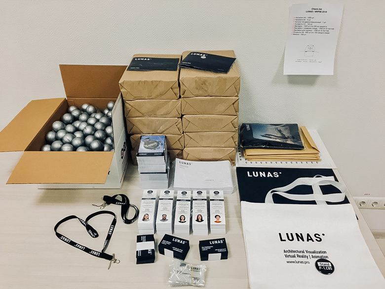 Set of business card, merchandise and leaflets of Lunas visualization company